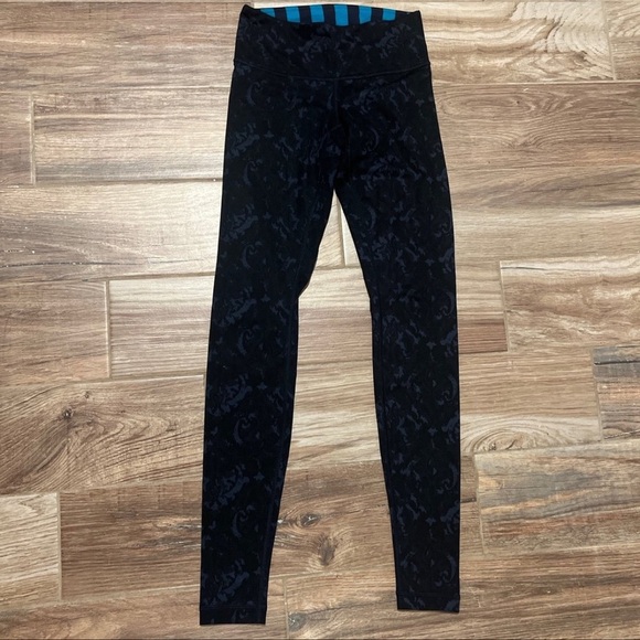 Lululemon Wunder Under Pant - Picture 2 of 3